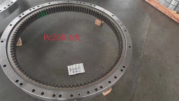 PC 200-6 salınım yatağı